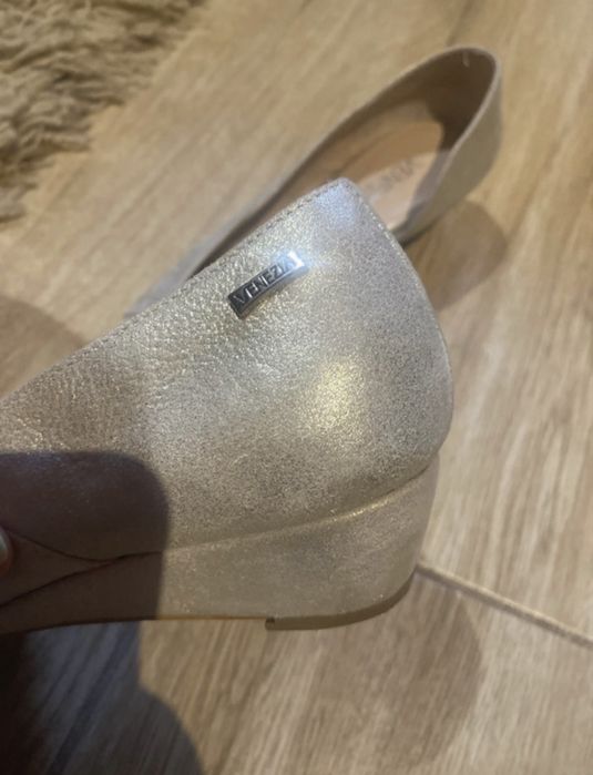 Eleganckie skórzane baleriny Venezia numer 37