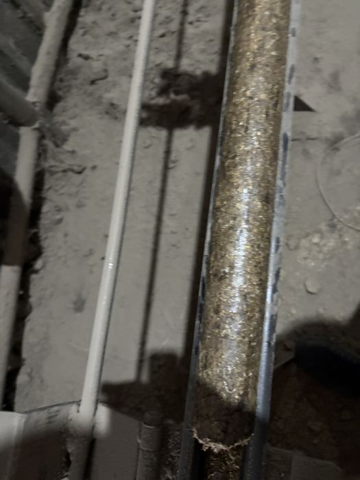 Продам  Брикети і Пеллету паливні із відходів соняшника  в бегах та  м