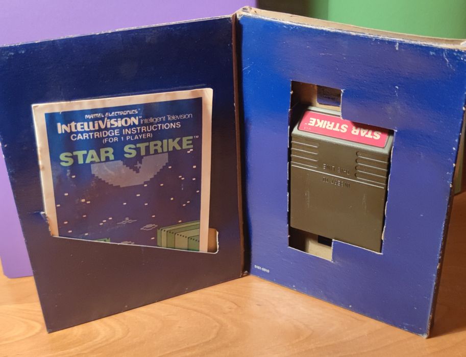 Gra Star Strike IntelliVision