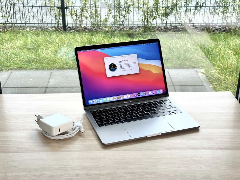 MacBook Pro 13" – i5 / 8GB RAM / 256GB SSD – Sprawny, 30 dni gwarancji