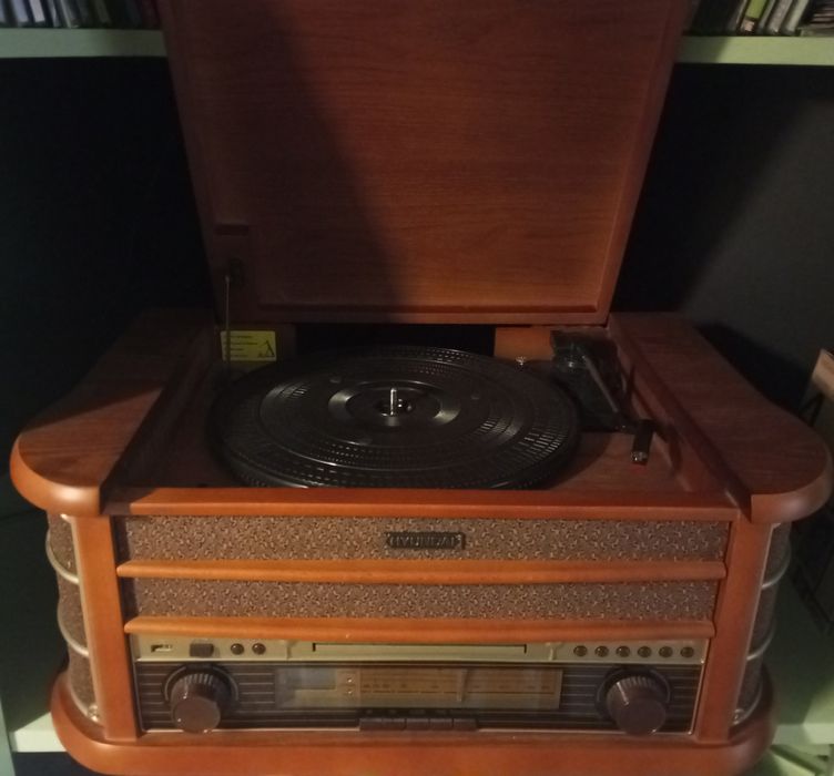 Gramofon HYUNDAI Retro