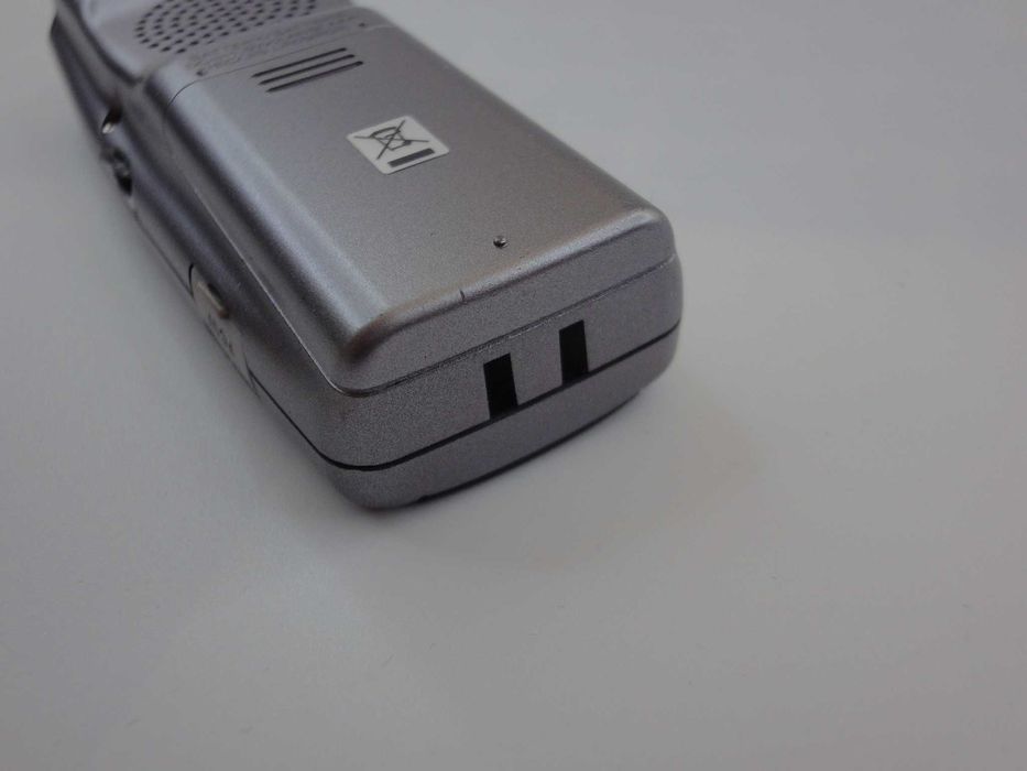 OLYMPUS VN-960PC nowy dyktafon z dodatkowym mikrofonem i słuchawkami