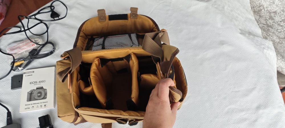 Máquina Fotográfica Canon EOS 400D + Objetiva + mala + pack baterias