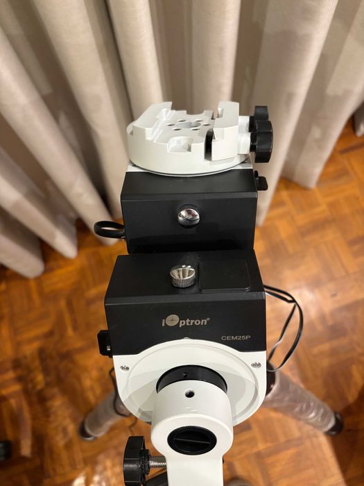 Montagem para telescópio iOptron CEM25P