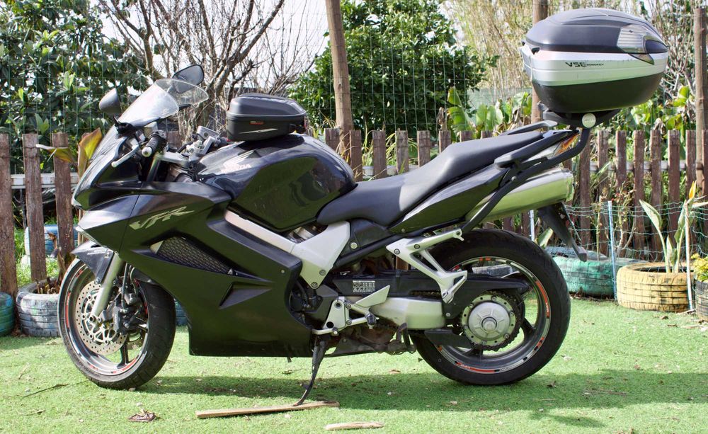 Honda VFR 800 Vtec