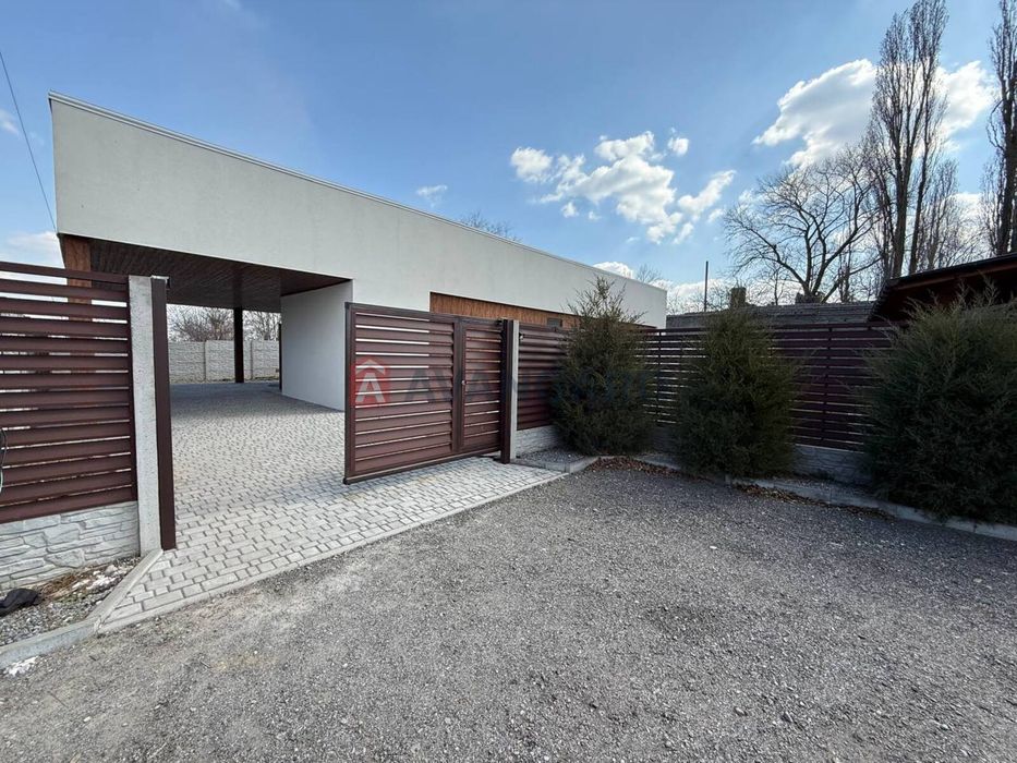 Продам новый дом на Победе