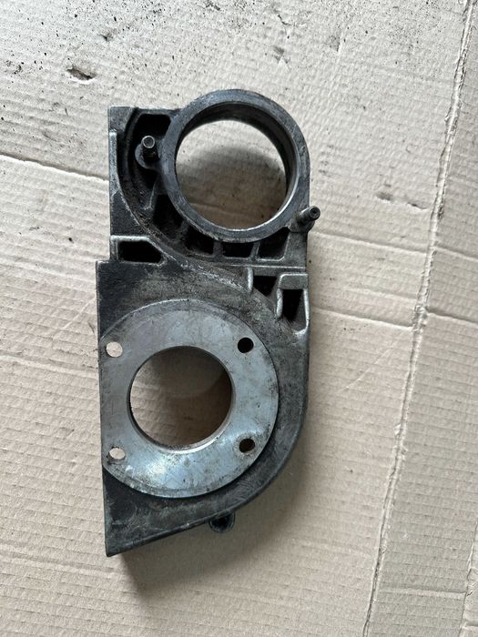 Кронштейн Opel 2.0 16V C20XE 90128174