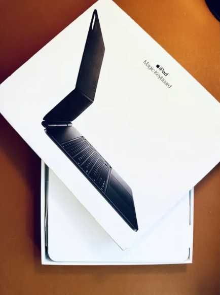 Teclado APPLE Magic Keyboard - novo e c/ garantia (M4 2025) p/ Ipad Pro 13