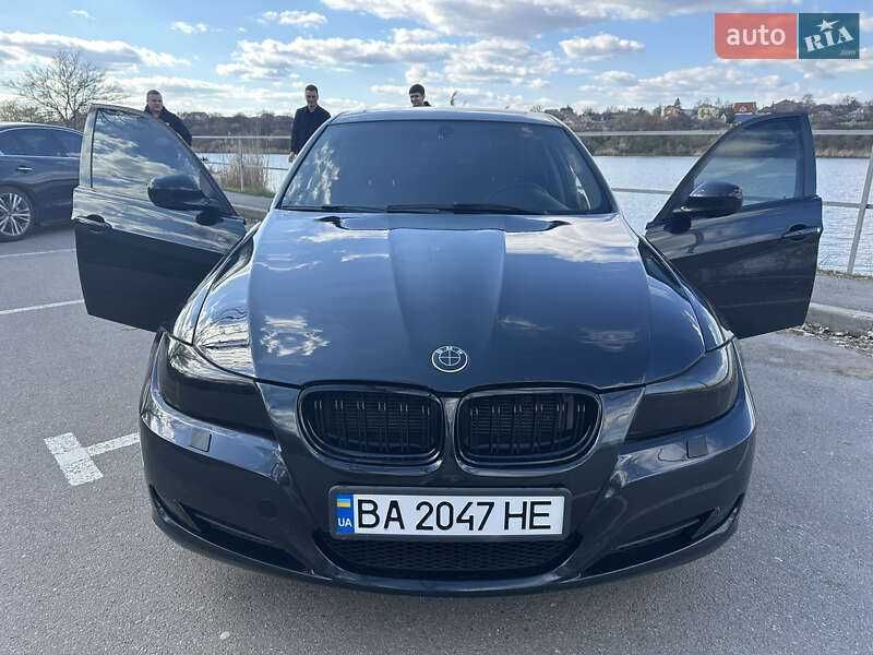 Продам BMW e90