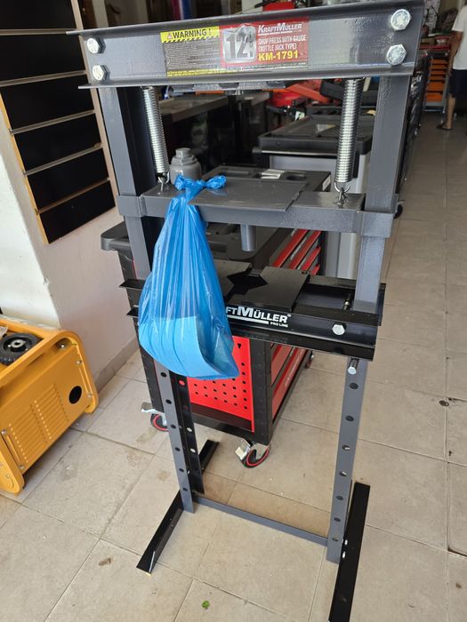 Prensa 12 toneladas nova