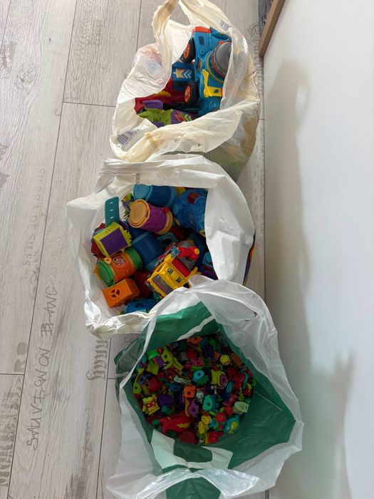 Zabawki ZINGS - ponad 300 sztuk plus pojazdy