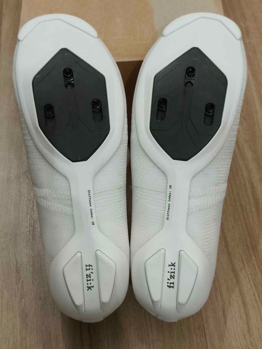 Sapatos de estrada Fizik Vega Carbon "Novos"