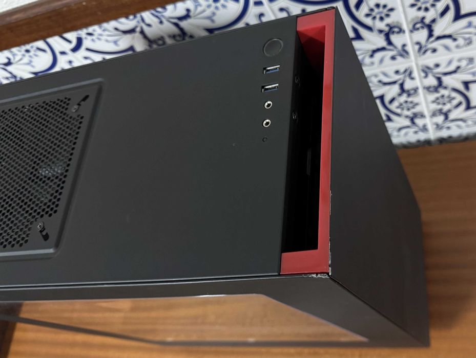 Caixa NZXT S340 Mid Tower Case Black/Red