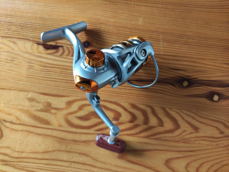 Kołowrotek spinningowy nowy DIAODELAI