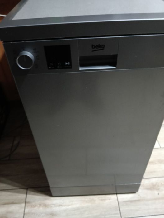 Sprzedam zmywarkę