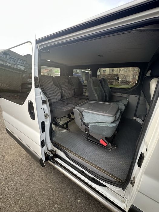Продам (Renault Trafic)