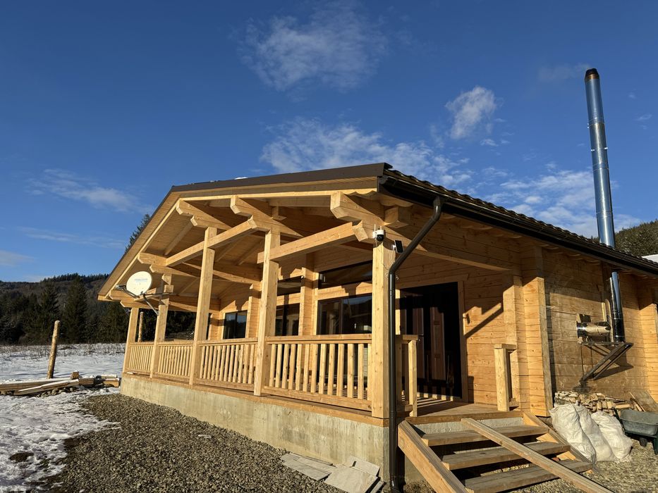 Будівництво деревʼяного будинку під ключ