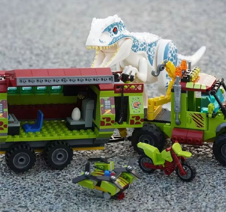 Конструктор Jurassic park 532 блоков Lego