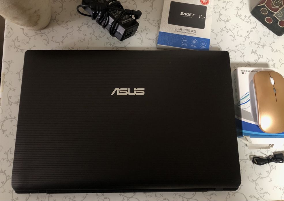 Asus x53s intel i5+SSD 480 ГБ+8 ГБ ОЗУ+nVidia 540m (1ГБ)