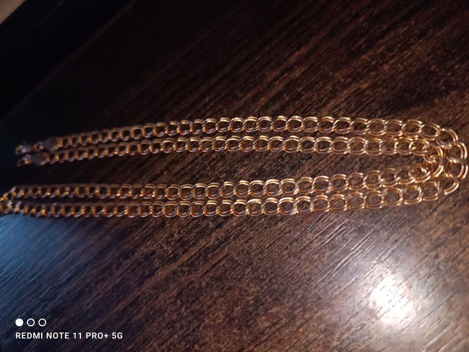 Продам золотую цепочку