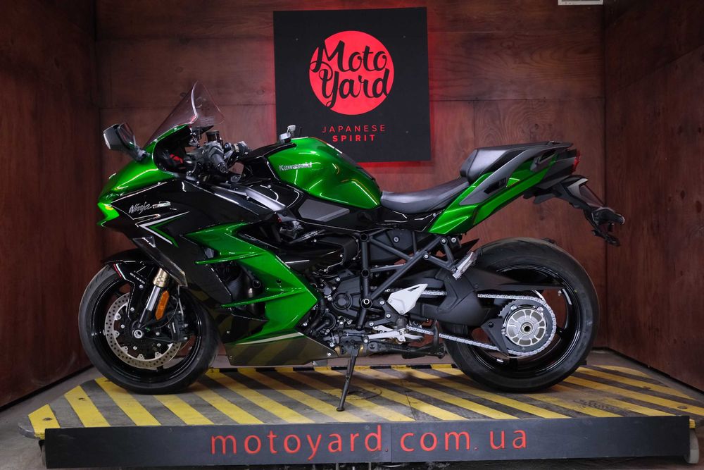 Kawasaki Ninja H2 SX із Японії