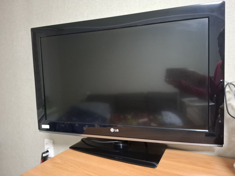 Продам телевізор LG