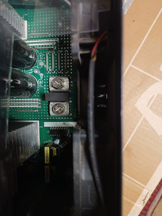 Інвертор PowMr 6.2 під відновлення