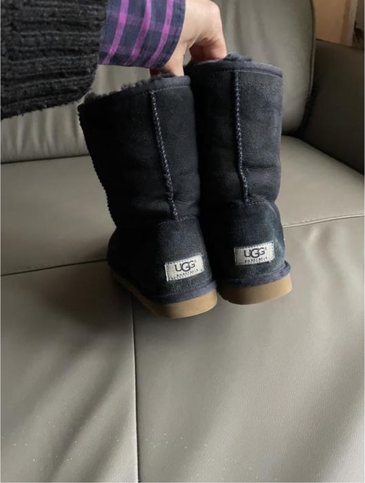 Продам UGG