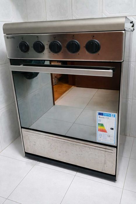 Fogão MEIRELES N 520 X BP (55 L - Gás Butano-Propano - Inox)