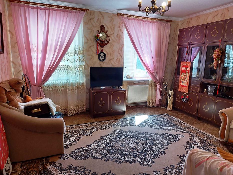 Продам дом со всеми удобствами недалеко от центра Чугуева