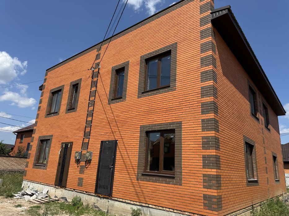 Продам квадродуплекс 67м2! Ціна 45000$