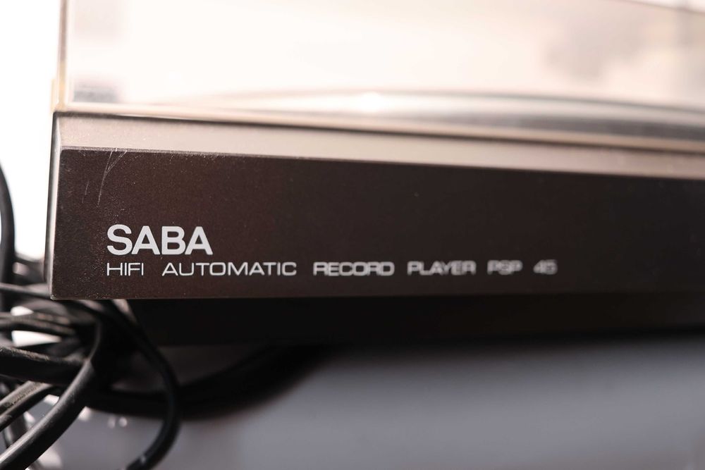 виниловый проигрыватель Saba