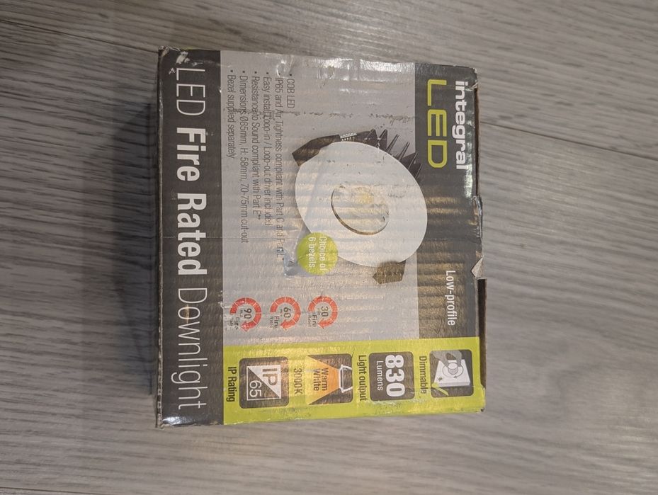 Світлодіодний вбудований світильник Integral LED 10W IP65 Dimmable 3000K
