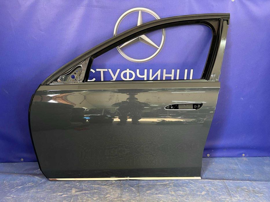 Дверь левая передняя двері передні ліві Mercedes-Benz S223 A2237200300