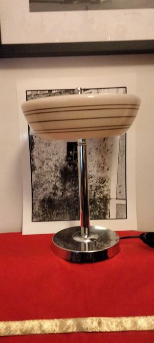 Candeeiro de mesa vidro arte deco
