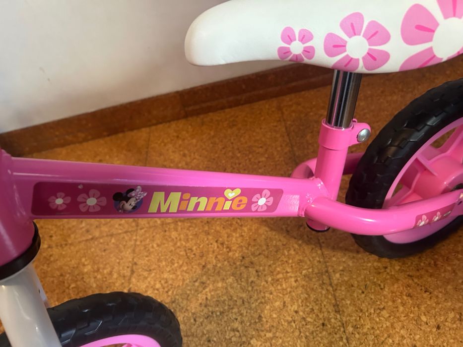 Bicicleta de equilíbrio “ Minnie”