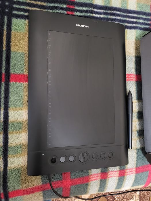 Графічний планшет Huion