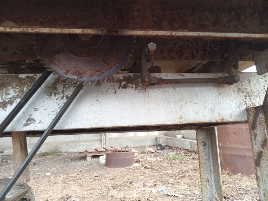 Продам фуговально-распиловочный станок б/у.