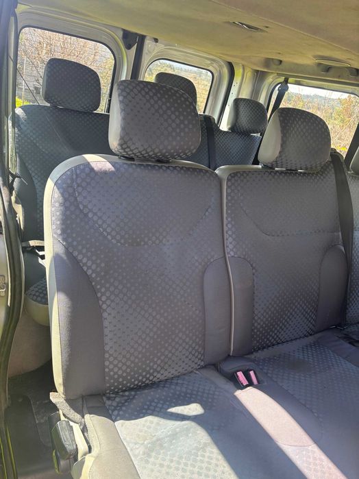 Renault Trafic  9 Lugares