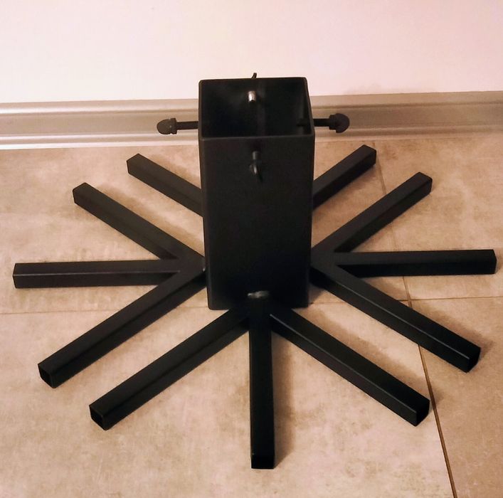 Stojak na choinke loft