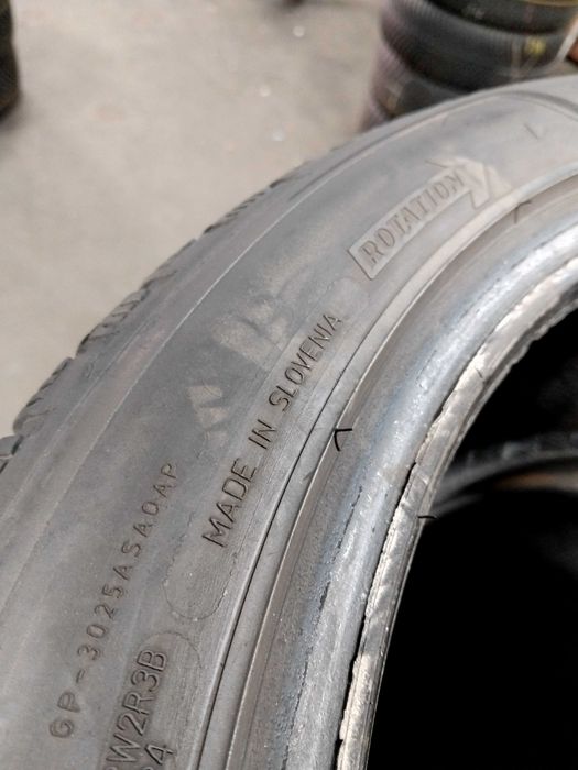 Шини бу 245/45 R18 Goodyear Ultra Grip Perf 3 Пара Зима 2024року