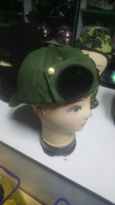 Кепка з окулярами, бейсболка