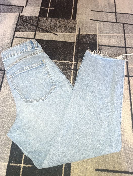 Женские джинсы...