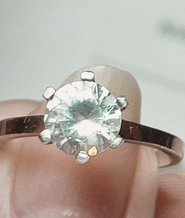 Обручка срібло з золотом і камінцем