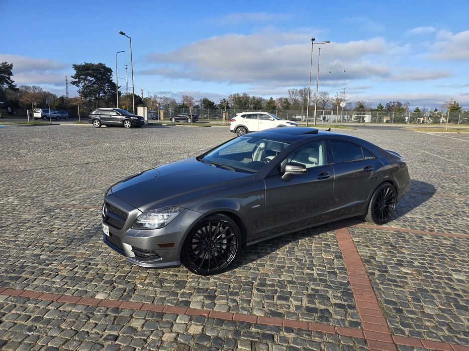 Mercedes-Benz CLS Piękny i zadbany CLS550.