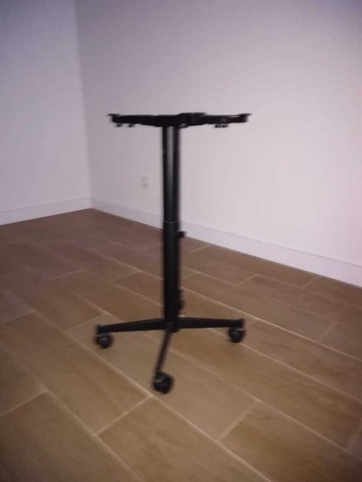 Suporte para TV CRT (Antigas)