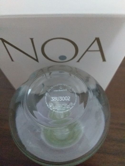 Frasco de Perfume Vazio "NOA" Com Caixa425813291430072324