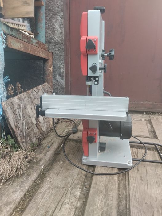 Ленточная пила Einhell TC-SB 200/1 б\у из Германии стрічкова пилка лоб