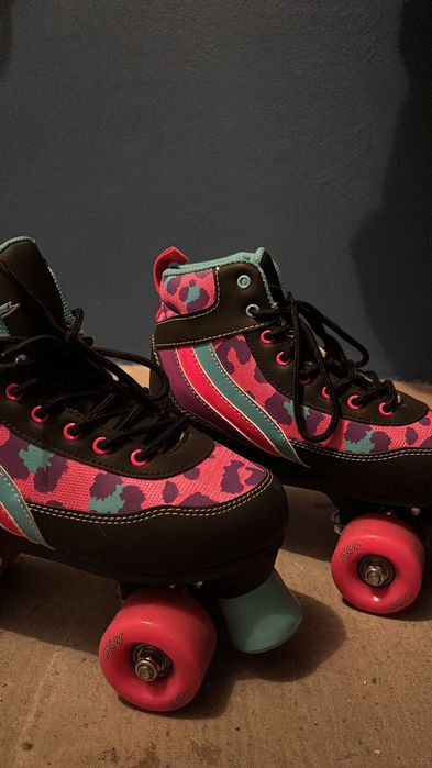 Patins ótimo estado