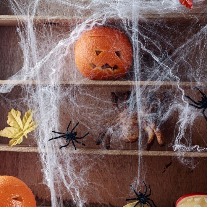 3x Rozciągliwa Pajęczyny z Pająkami Mroczne Dekoracje na Halloween